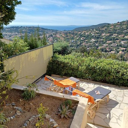 Appartement Rez De Jardin Dans Villa Vue Mer Cavalaire-sur-Mer Eksteriør billede